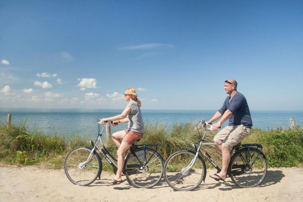 Vakantiehuis La Petite Redousse เรอเนสเซอ ภายนอก รูปภาพ